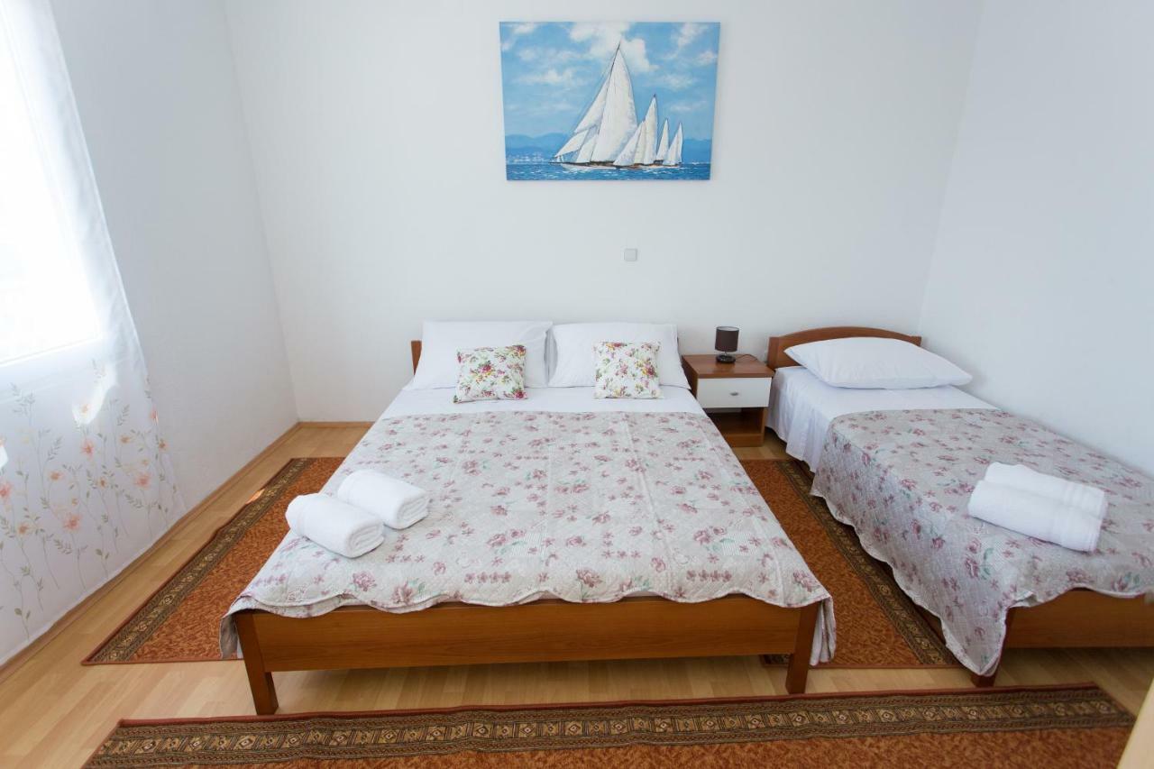 Apartman Paula 1 Apartment Vinišće Exterior foto