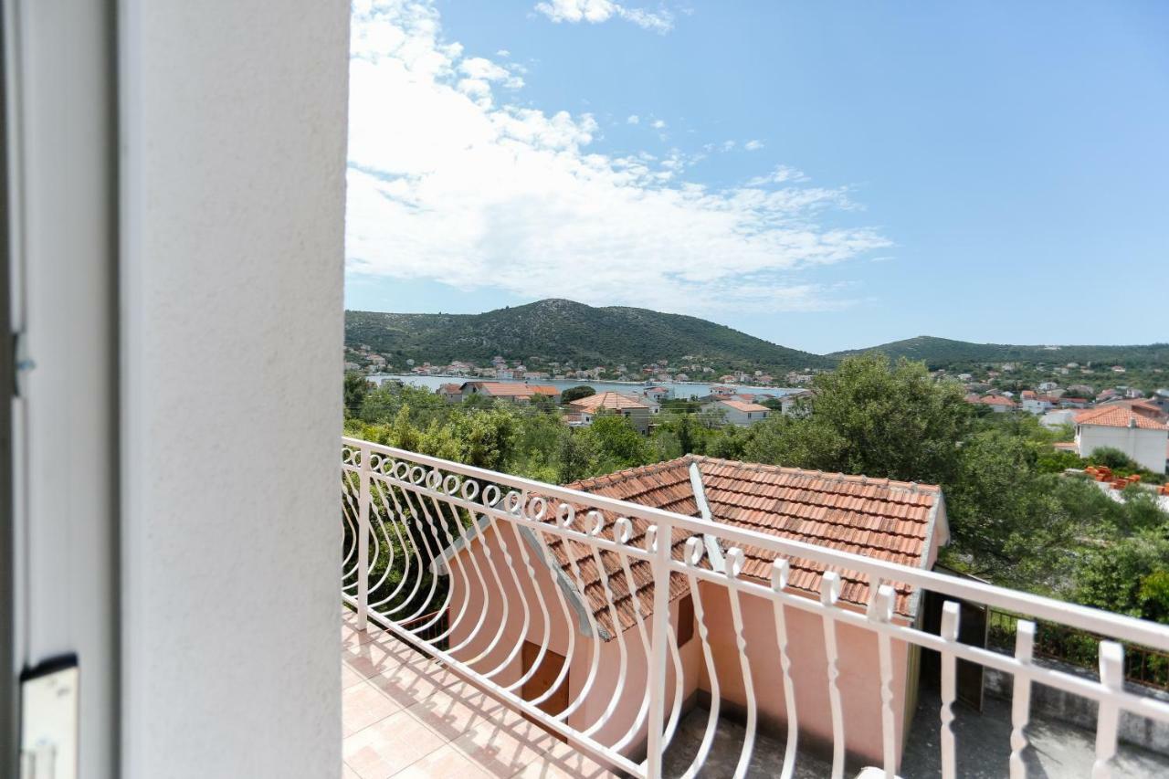 Apartman Paula 1 Apartment Vinišće Exterior foto