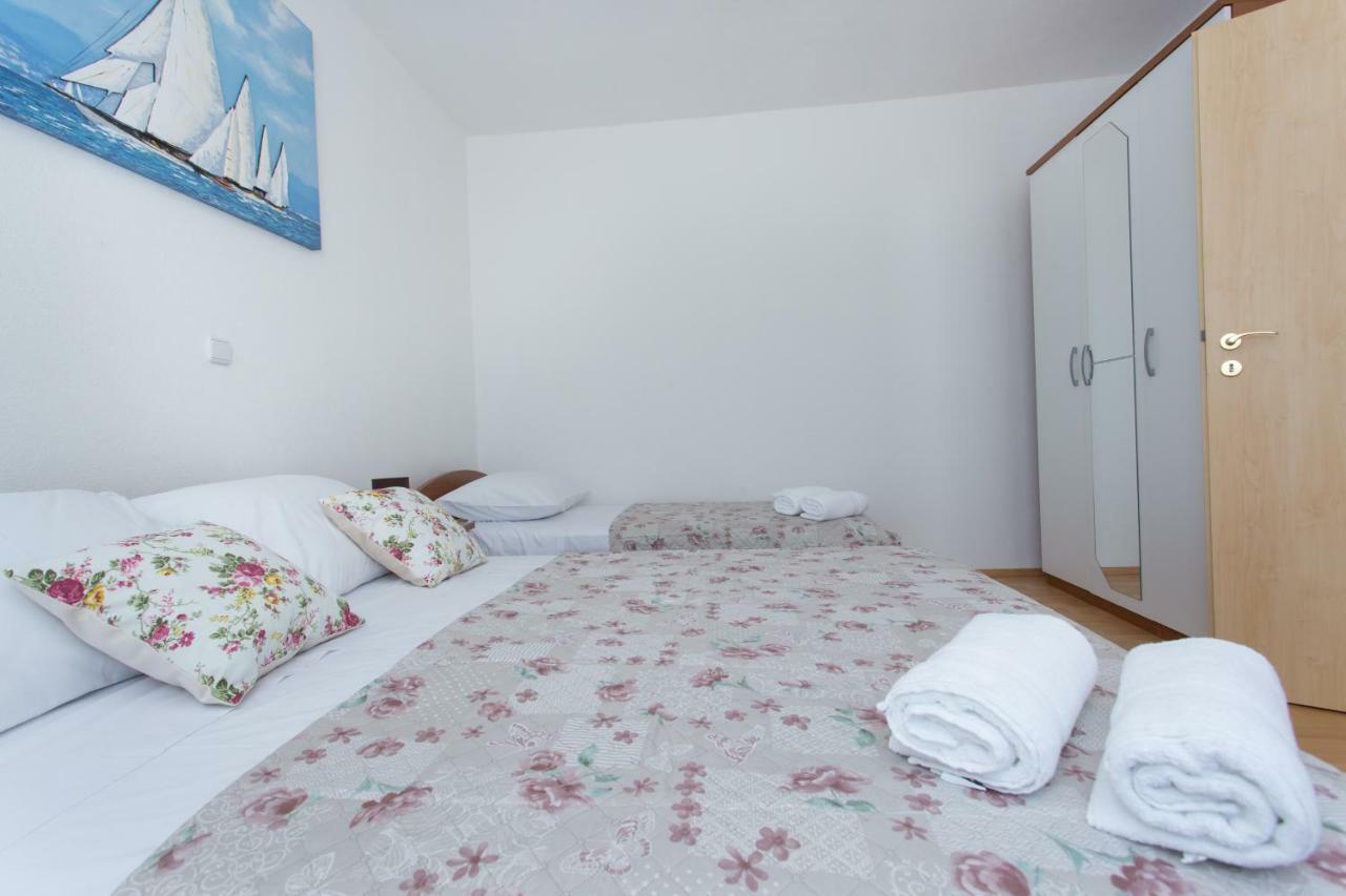 Apartman Paula 1 Apartment Vinišće Exterior foto